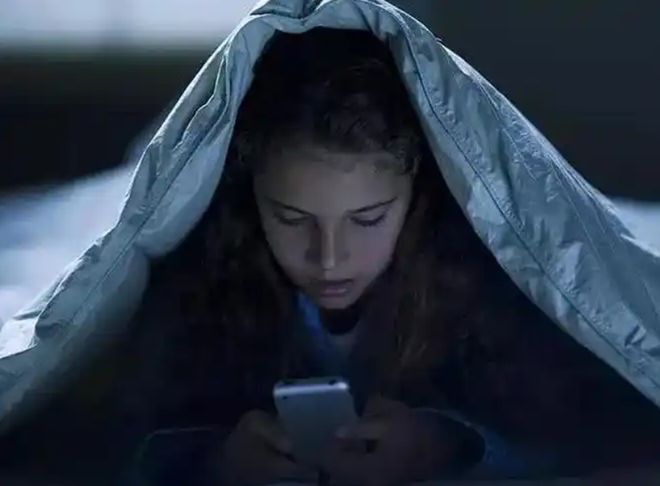 装手机支架交警：不是为难大家是为了安全j9九游真人游戏第一平台电动车不允许安(图4)